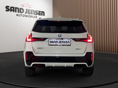 BMW iX1 xDrive30 M-Sport Van