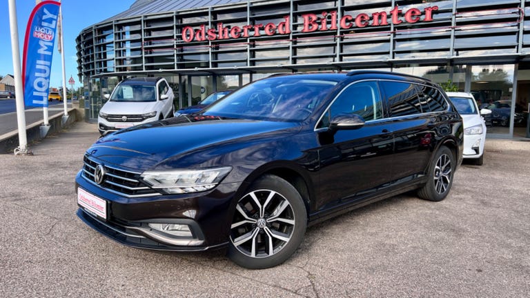 VW Passat TSi 150 Business Variant DSG