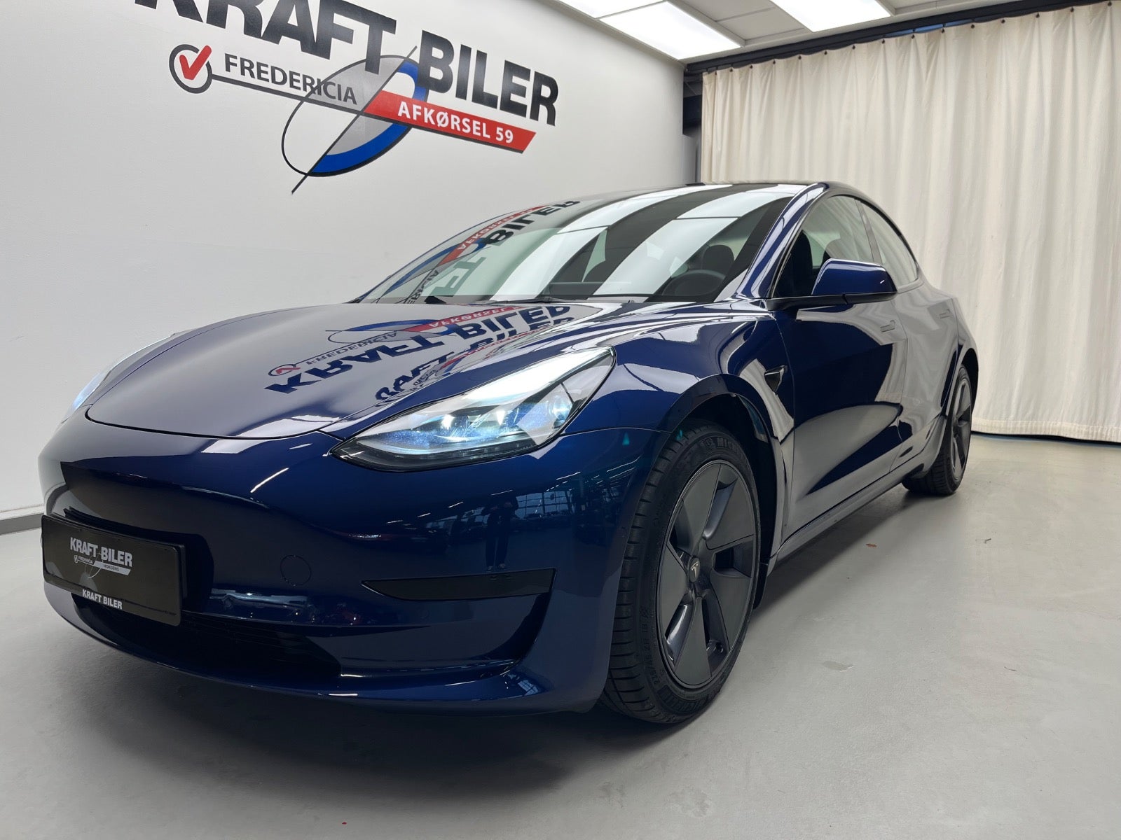 Billede af Tesla Model 3  Standard Range+ RWD