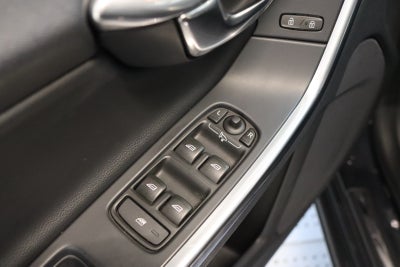 Volvo V60 D4 181 Momentum aut. Van