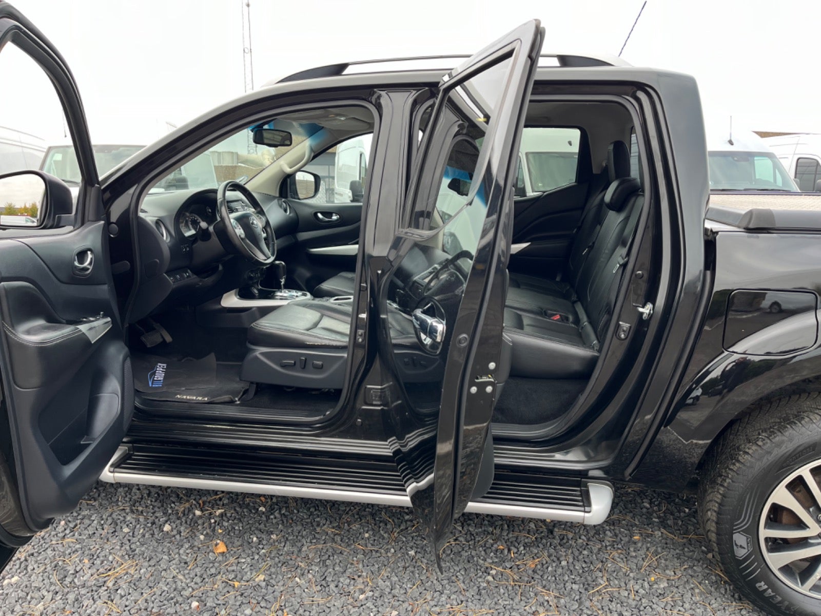 Billede af Nissan Navara 2,3 dCi 190 Db.Kab Tekna aut.