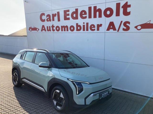 Kia EV3 Long Range Access