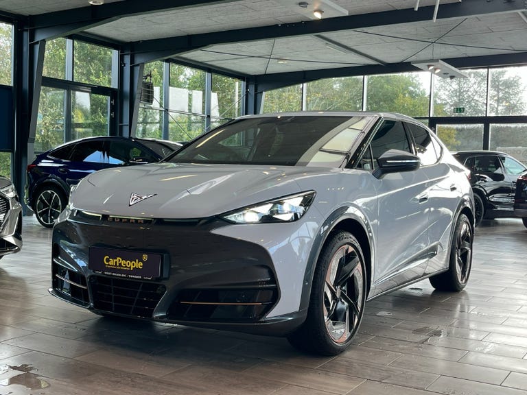 Cupra Tavascan Adrenaline