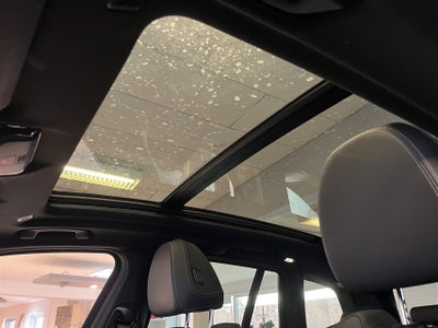 BMW iX3 Charged M-Sport billede 2