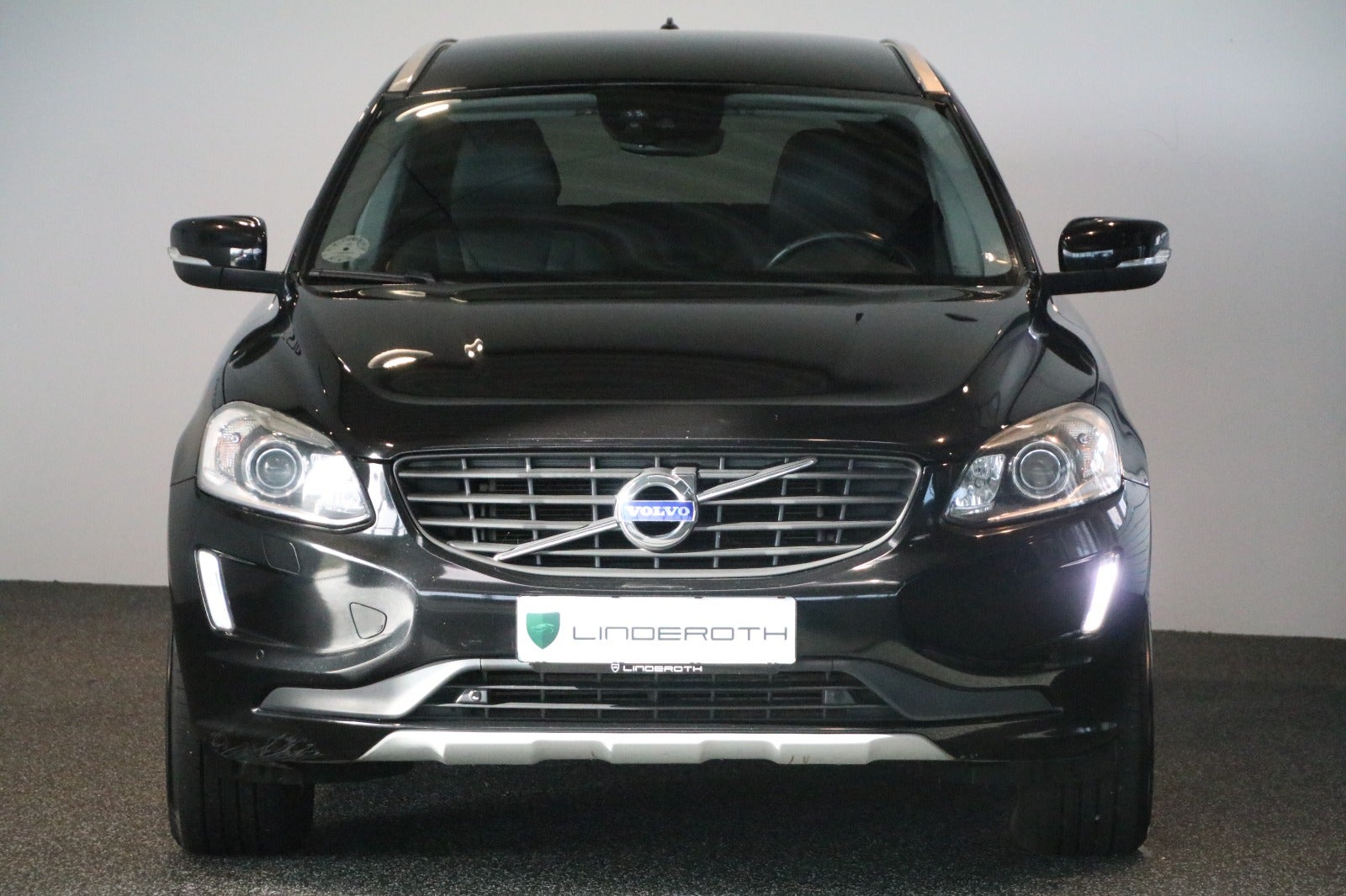 Volvo XC60 2,0 D4 190 Ocean Race aut. 5d - 3