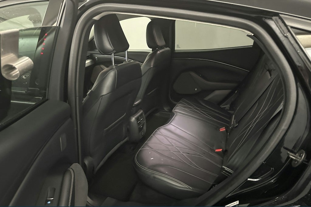 Ford Mustang Mach-E Standard Range