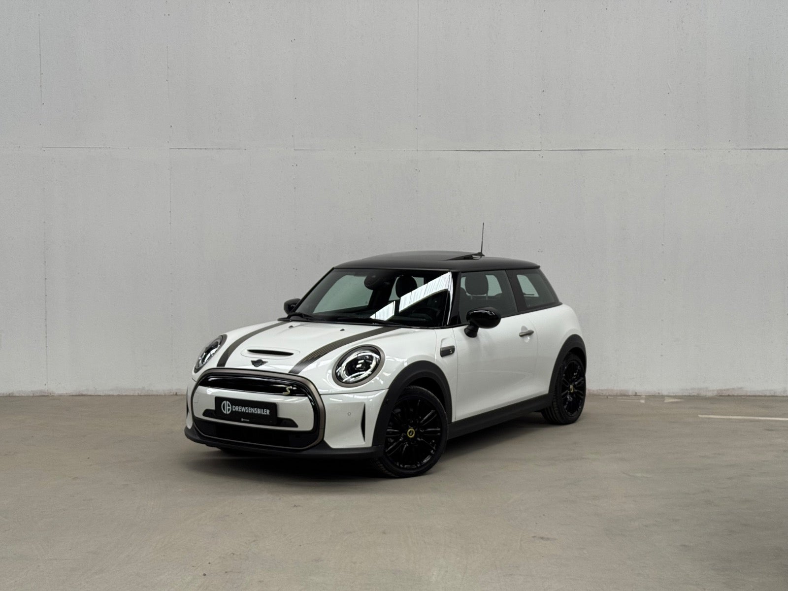 MINI Cooper SE Resolute Edition A