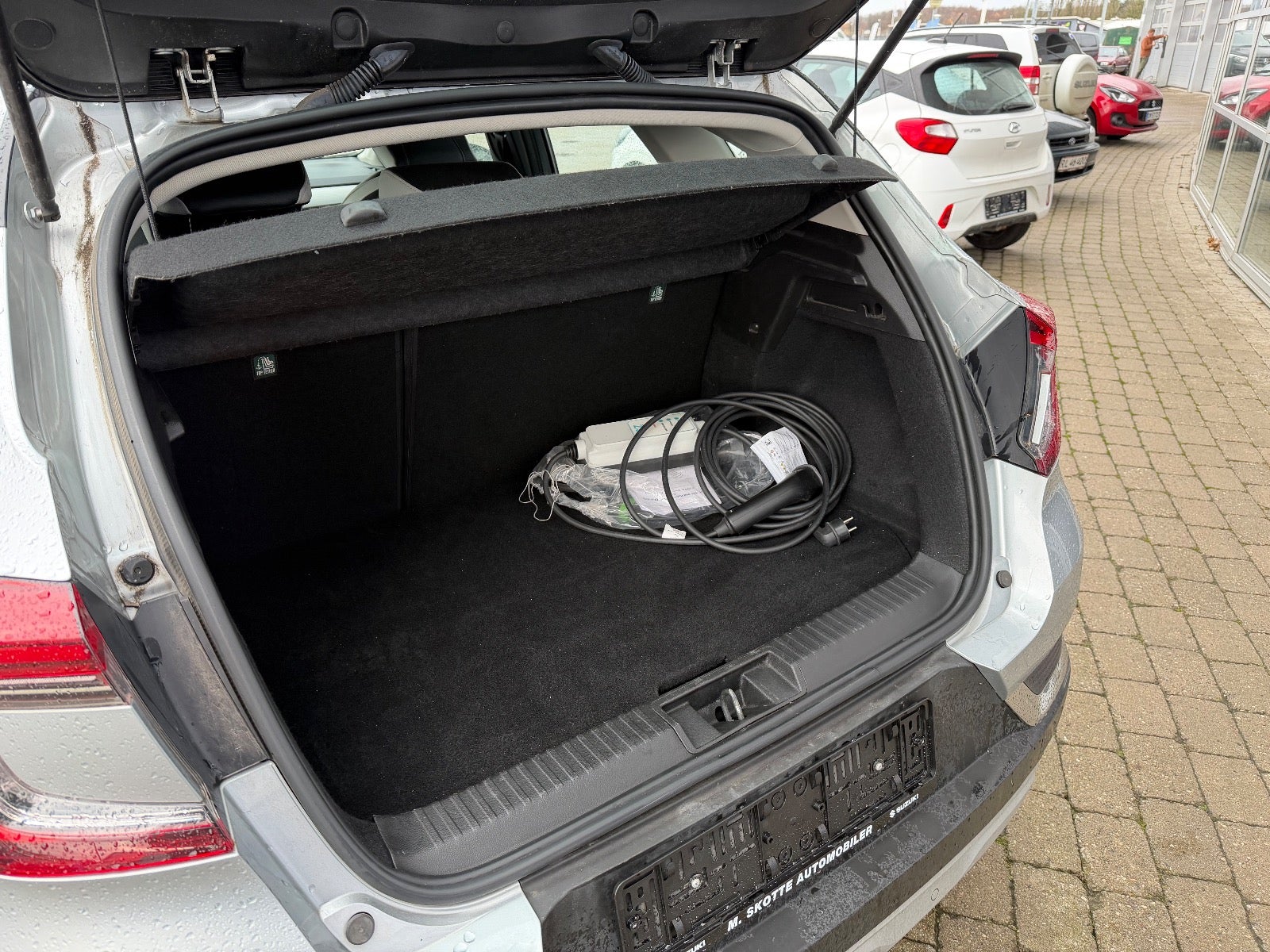 Billede af Renault Captur 1,6 E-Tech Intens