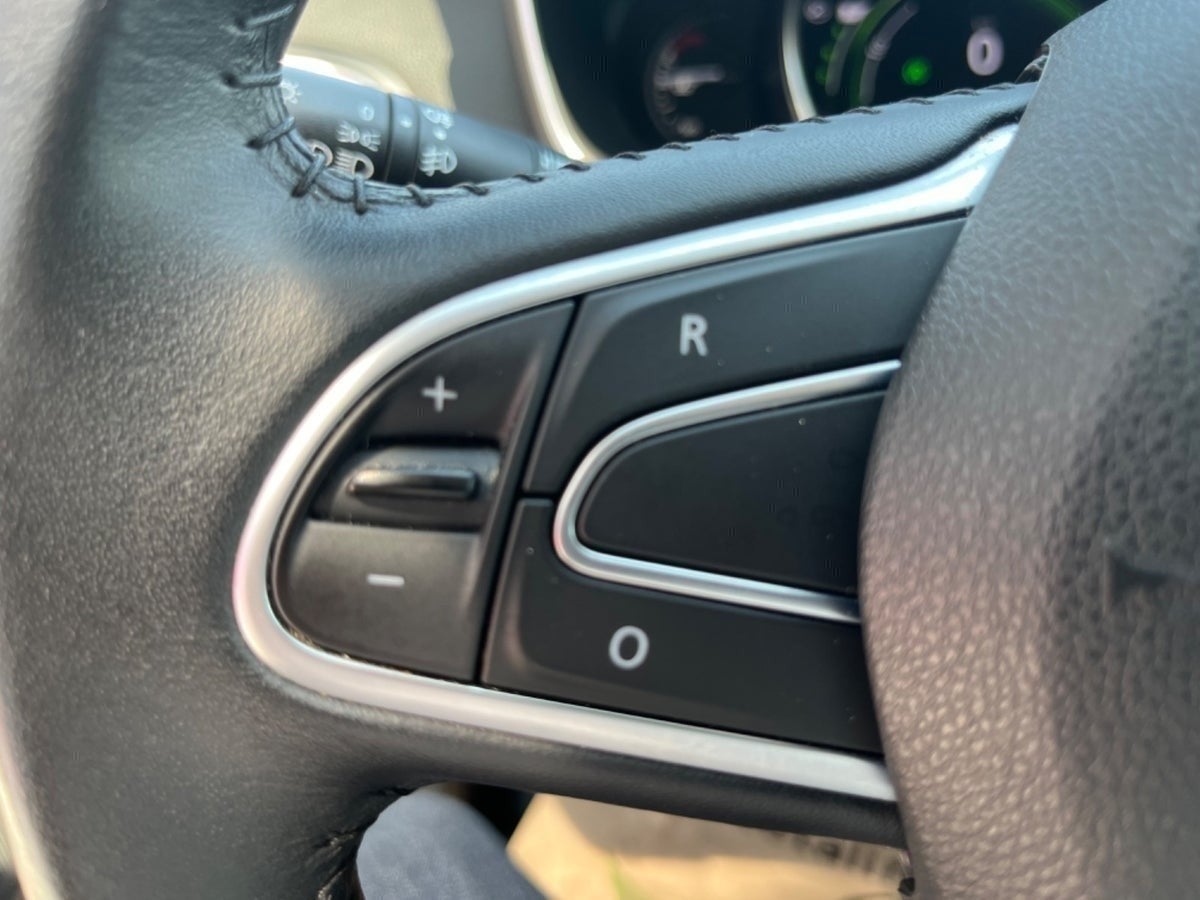 Billede af Renault Megane IV 1,2 TCe 130 Zen Sport Tourer EDC