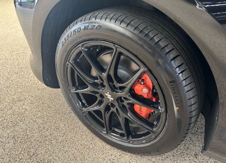MG IM6 Performance AWD