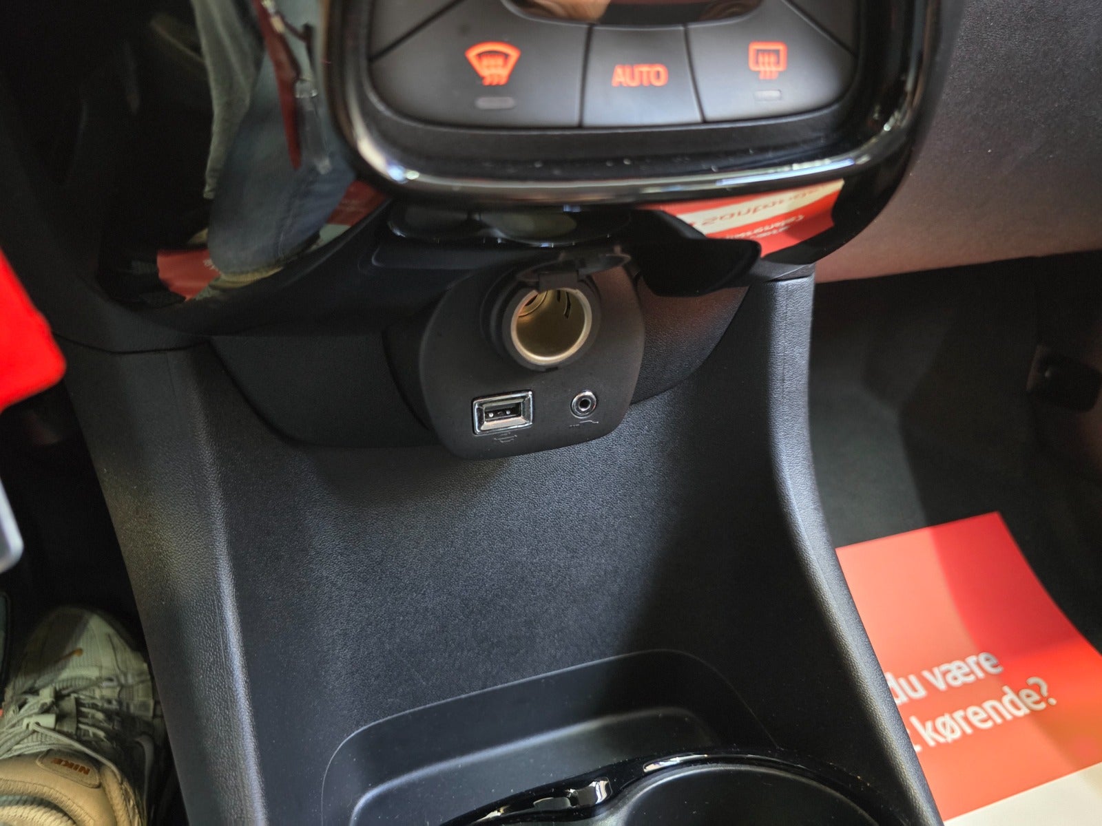 Billede af Citroën C1 1,0 VTi Attaque