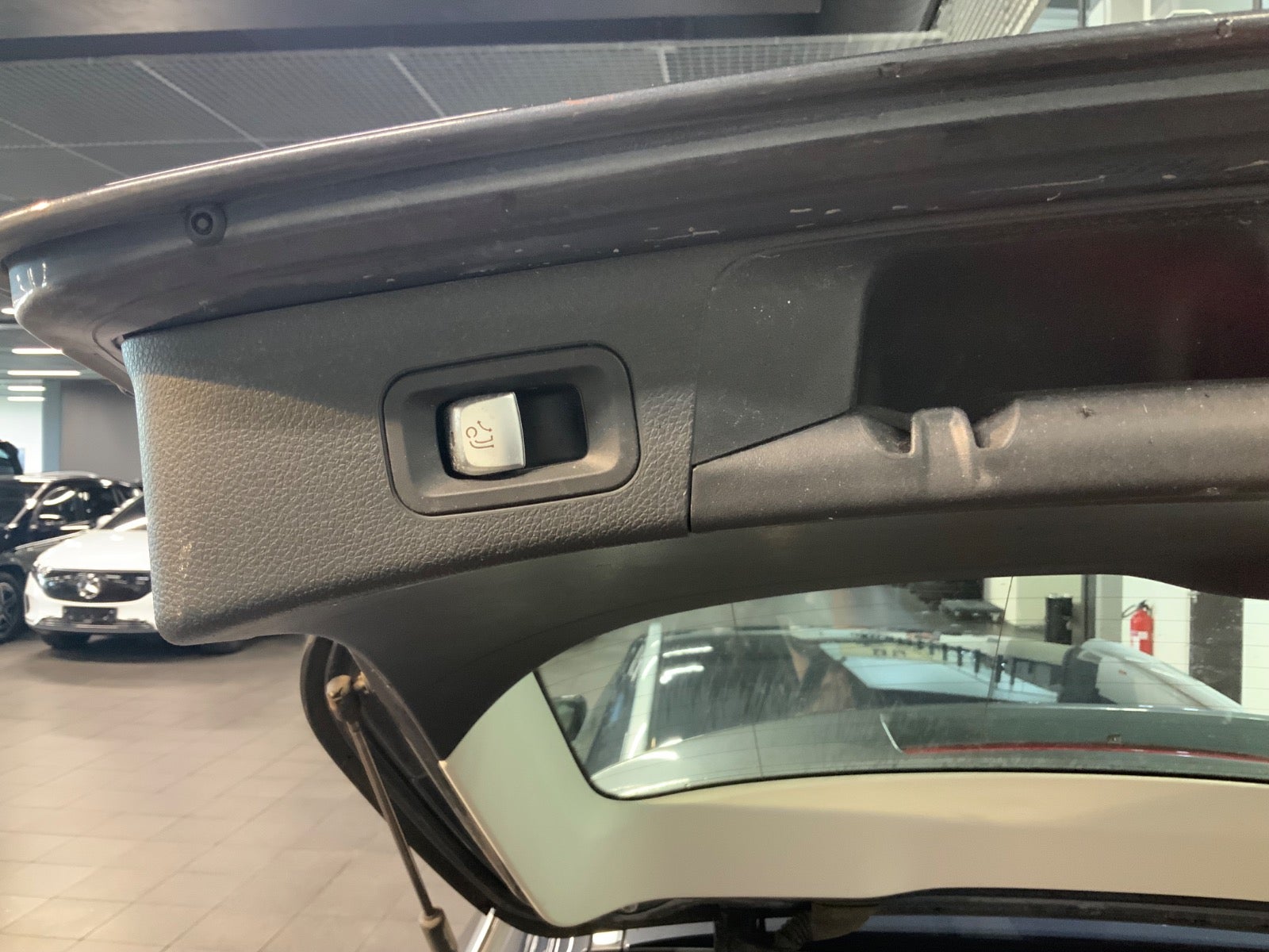 Mercedes-Benz C 220 d (8/8)