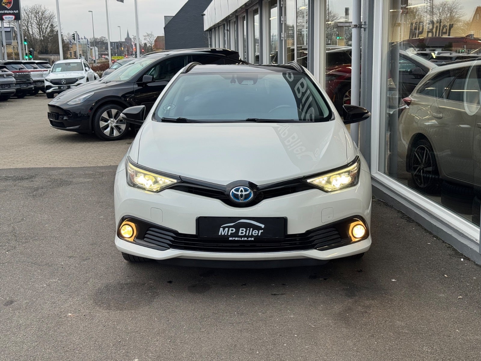 Billede af Toyota Auris 1,8 Hybrid H2 Style Touring Sports CVT