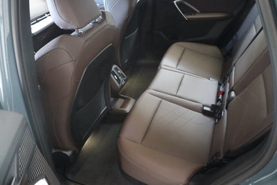 BMW iX1 xDrive30 X-Line