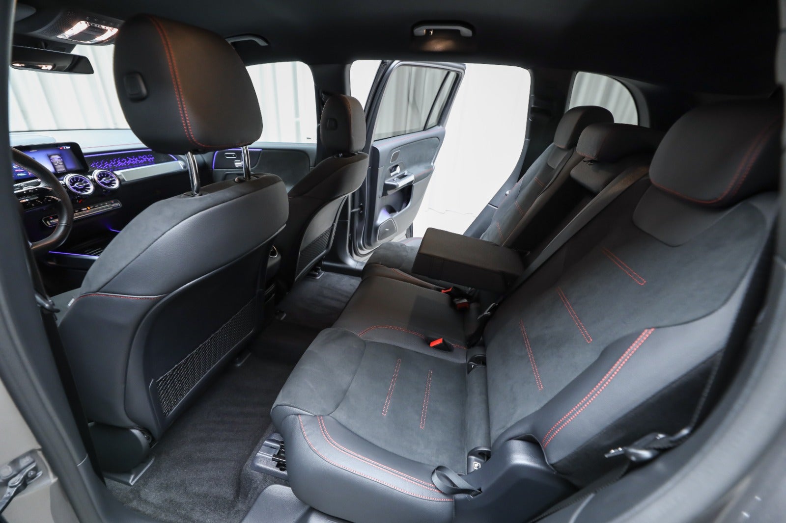 Mercedes-Benz EQB 250+ (5/8)