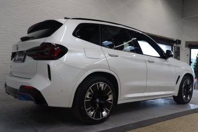 BMW iX3 Charged M-Sport