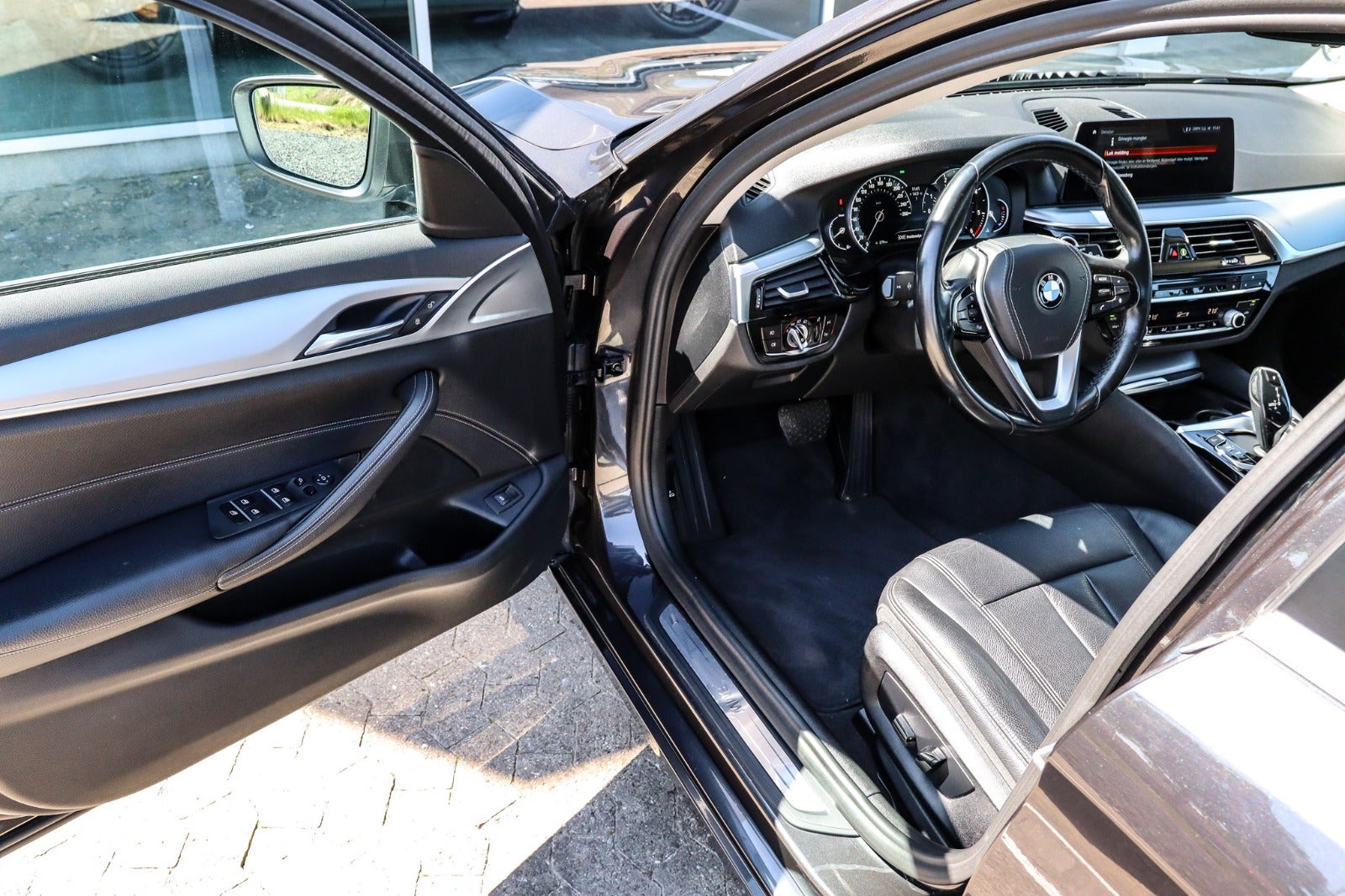 Billede af BMW 520d 2,0 Touring Sport Line aut.