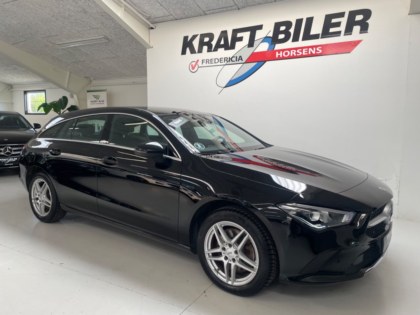 Billede af Mercedes CLA250 e 1,3 Progressive Line Shooting Brake aut.