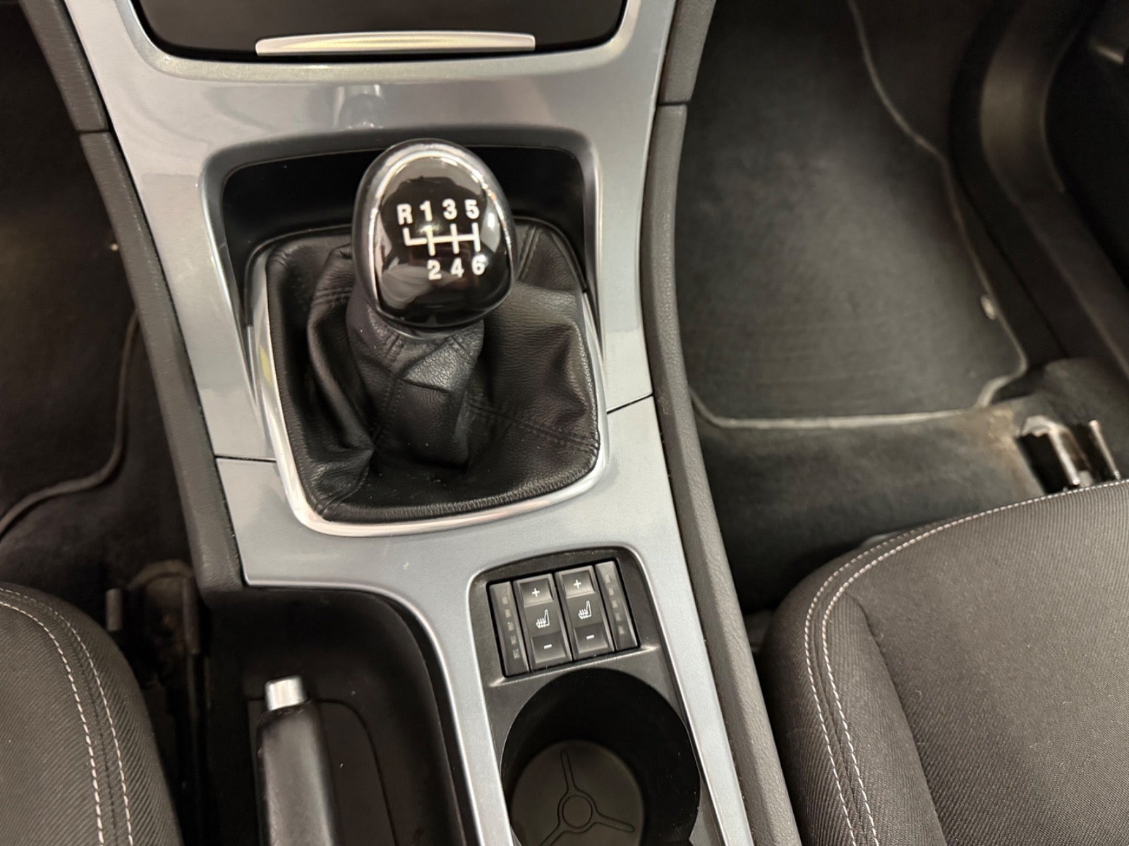 Billede af Ford Mondeo 2,0 TDCi 140 Titanium stc.