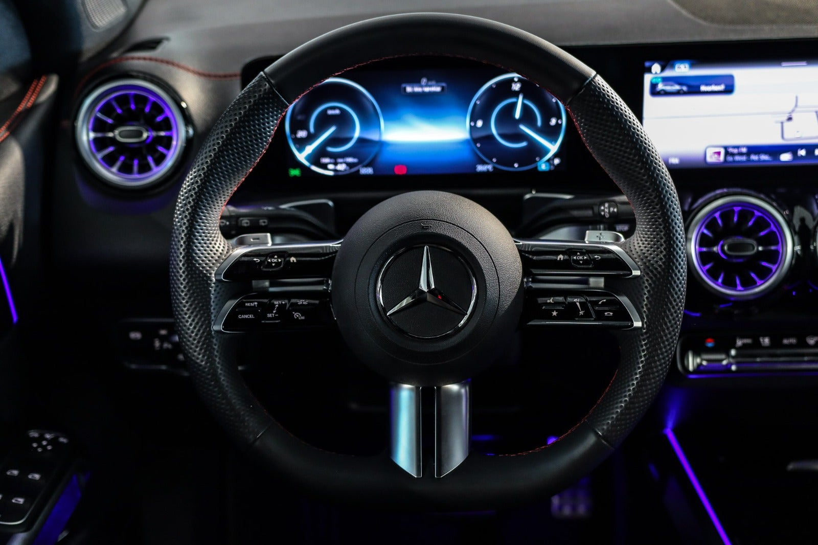 Billede af Mercedes EQB350  AMG Edition 4Matic