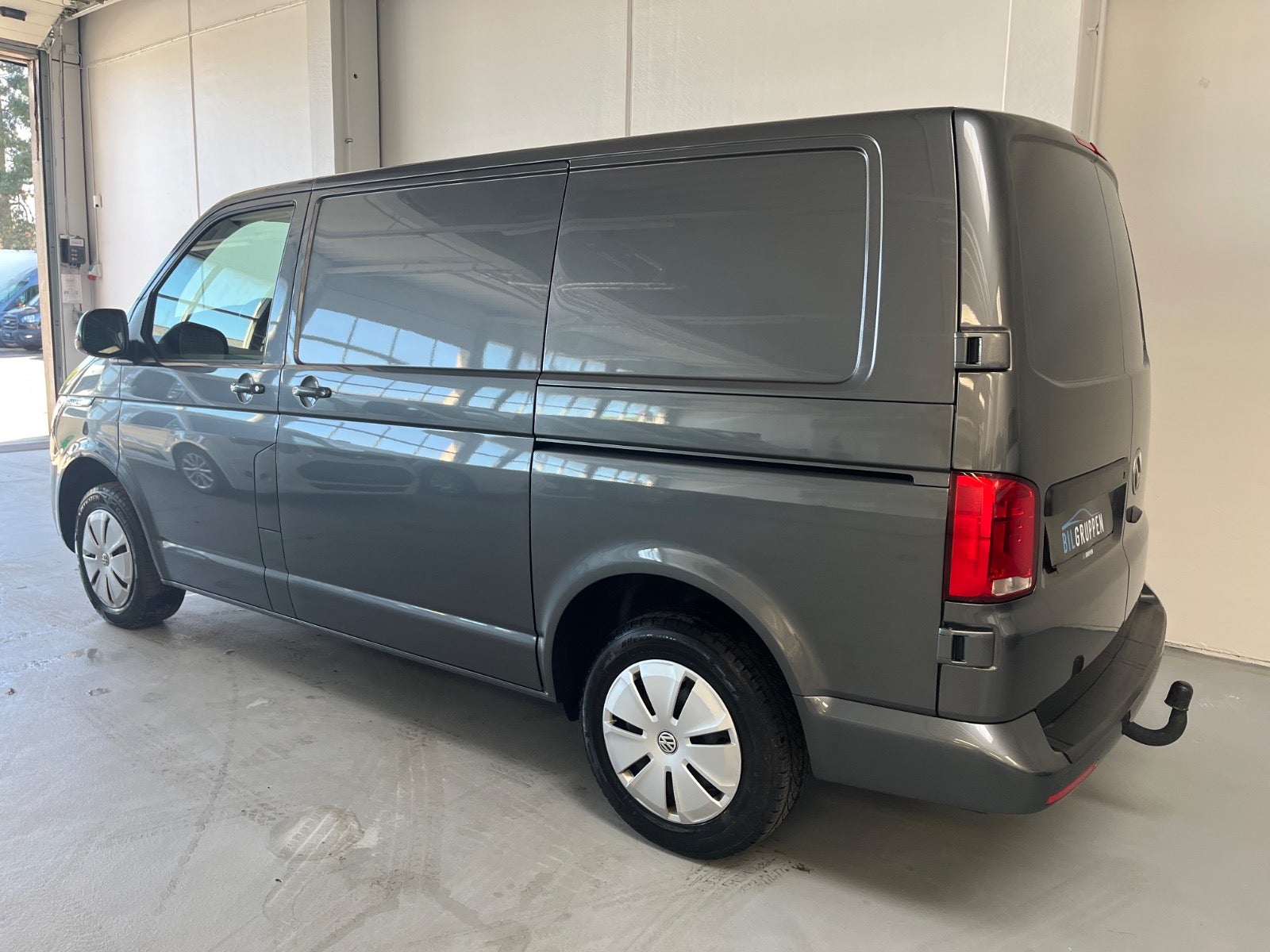 Billede af VW Transporter 2,0 TDi 150 Kassevogn DSG kort