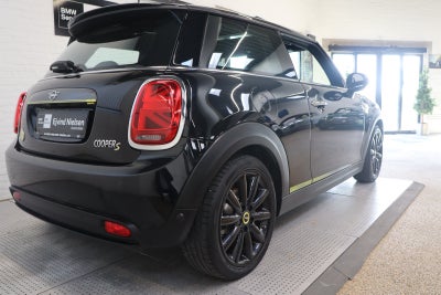 MINI Cooper SE Trim M Greenwich