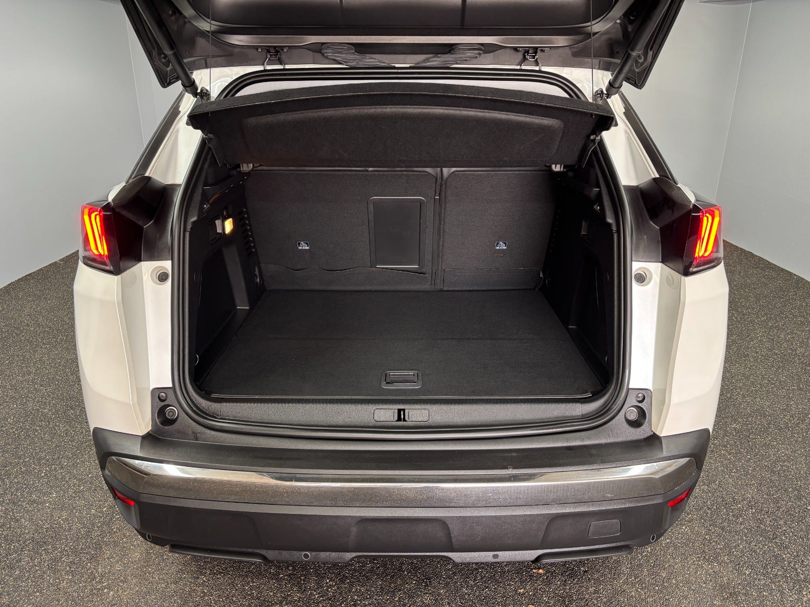 Billede af Peugeot 3008 1,6 Hybrid Allure Pack EAT8