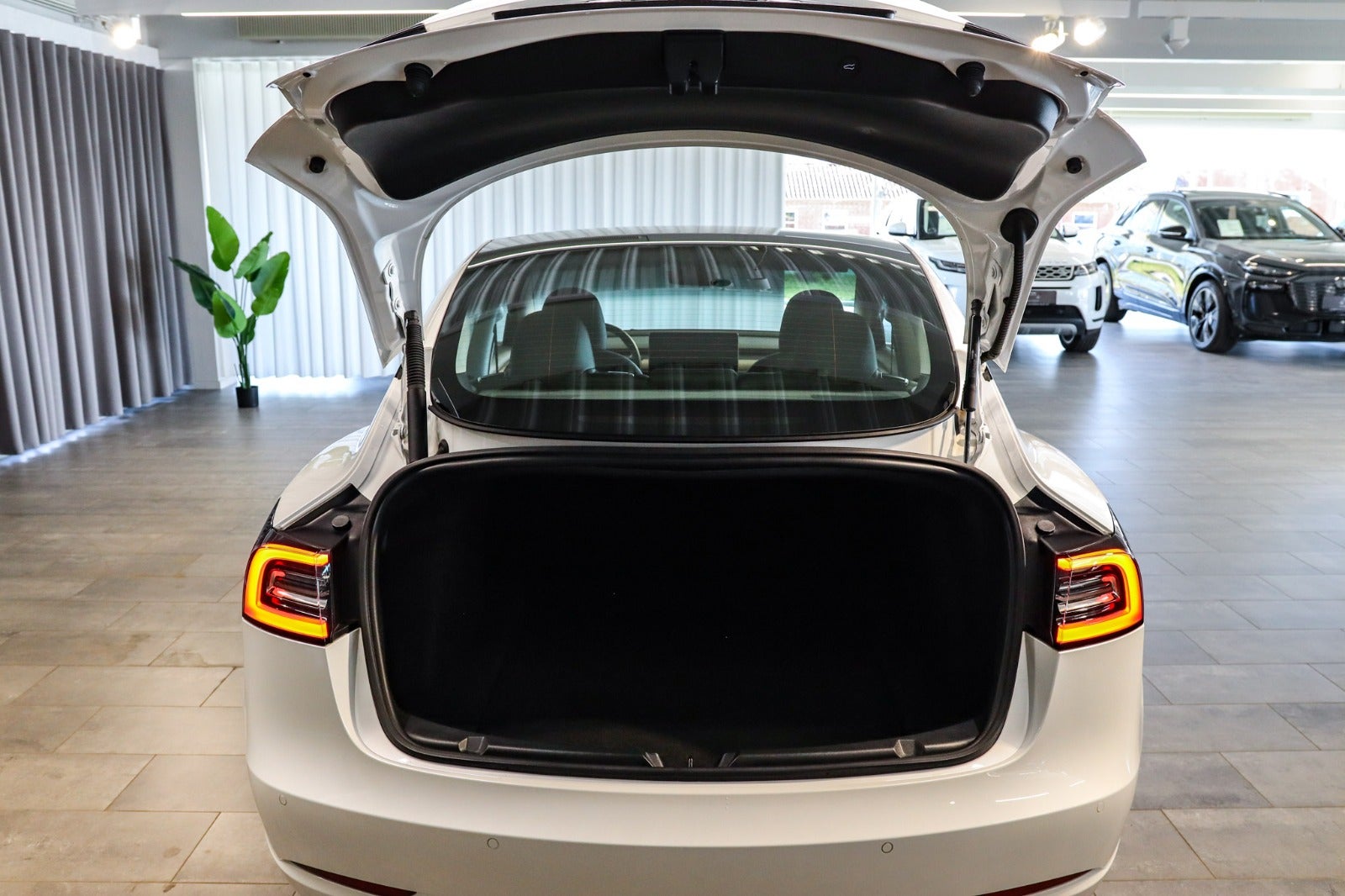 Billede af Tesla Model 3  Long Range AWD