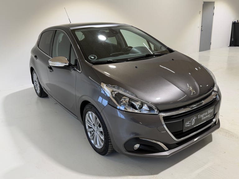 Peugeot 208 BlueHDi 100 Selection Sky