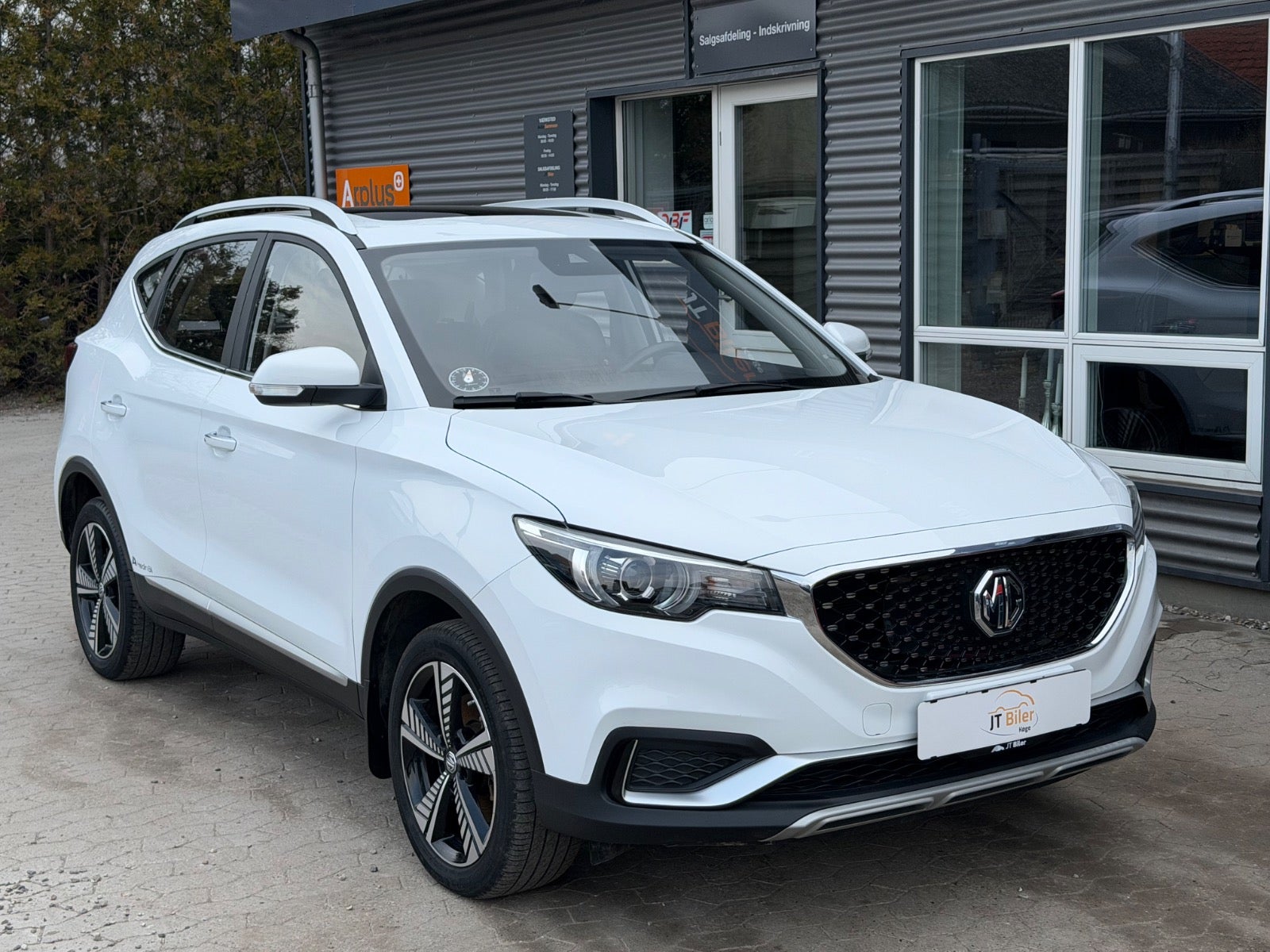 MG ZS EV Luxury