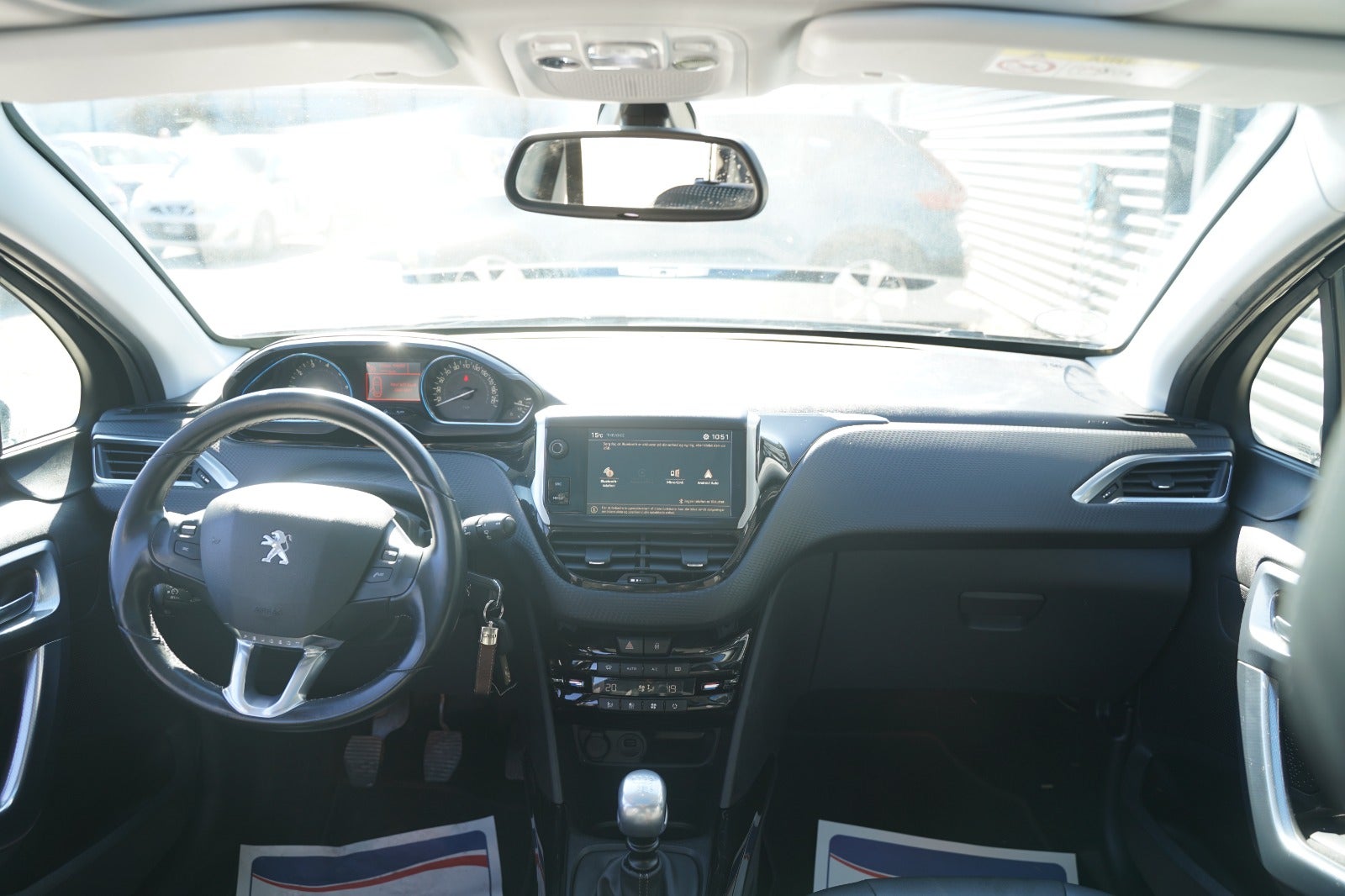 Billede af Peugeot 2008 1,2 PureTech 130 Allure Sky