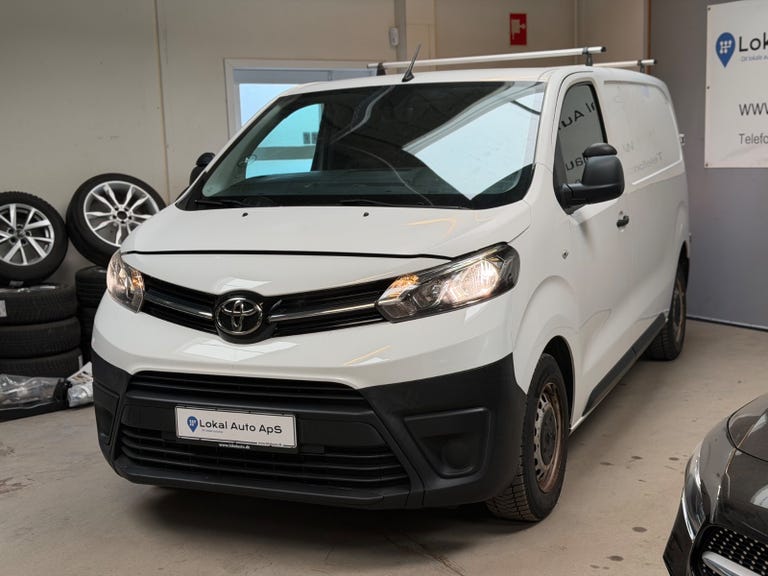 Toyota ProAce D 120 Medium Base