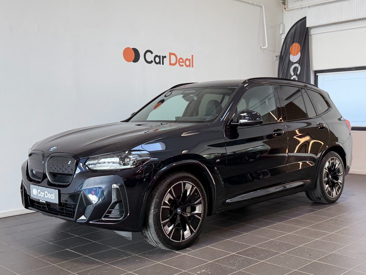 BMW iX3 billede