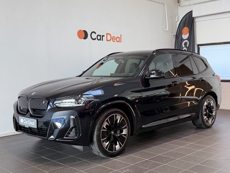 BMW iX3 billede