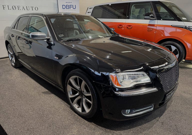 Chrysler 300C V6 aut.