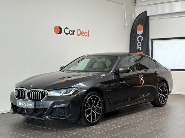 BMW 545e billede