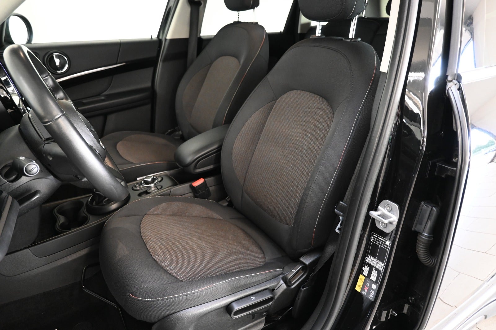 MINI Countryman Cooper SE Essential aut. ALL4