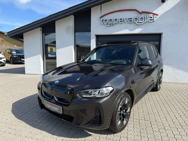 BMW iX3 Charged Plus M-Sport