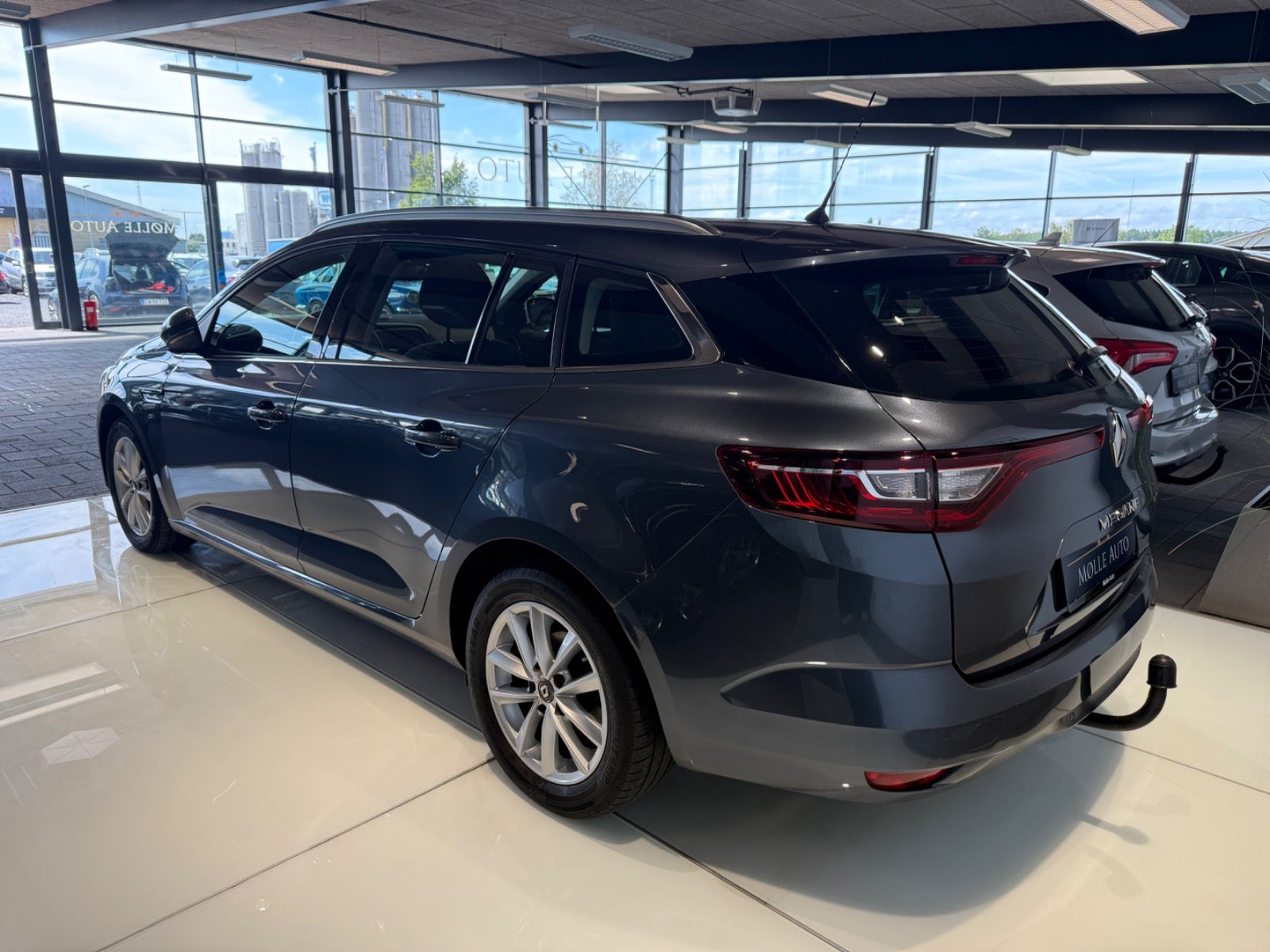 Billede af Renault Megane IV 1,5 dCi 115 Zen Sport Tourer EDC