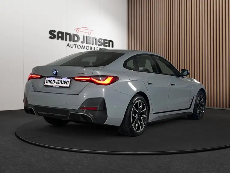 BMW i4 eDrive35 M-Sport