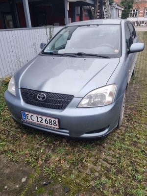 Toyota Corolla 1,4 Terra Benzin modelår 2002 km 184213 ABS airbag, Årg. 2002
Km. 184.213
Syn. 24/7-2