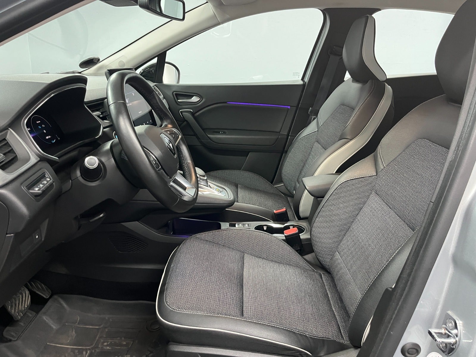 Billede af Renault Captur 1,6 E-Tech Intens