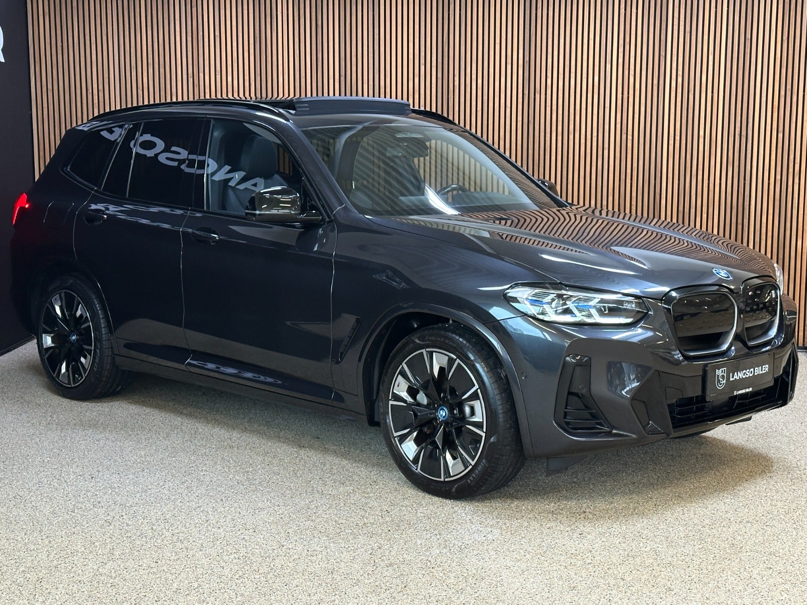Billede af BMW iX3  Charged Plus M-Sport