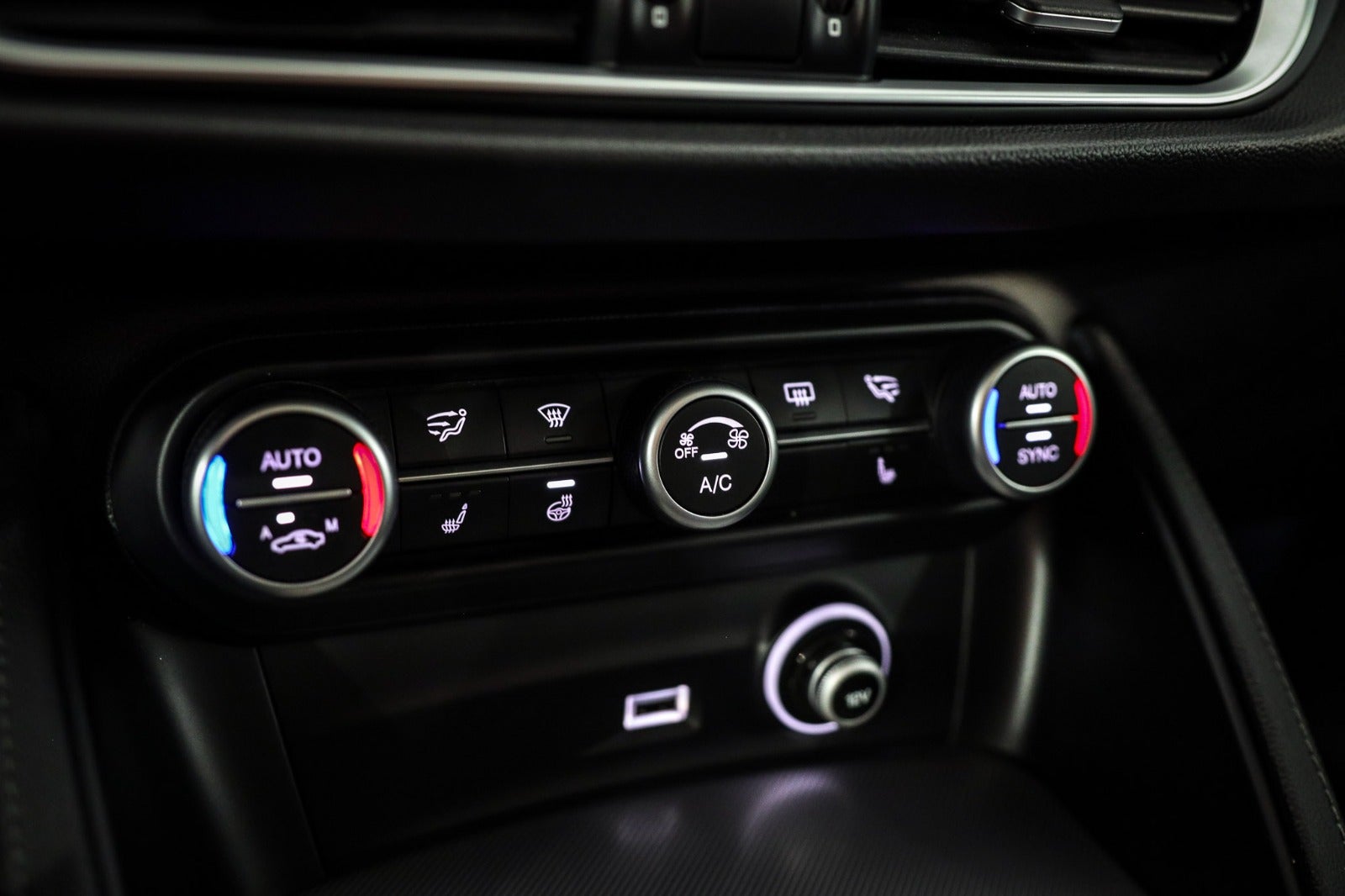Billede af Alfa Romeo Stelvio 2,0 T 280 B-Tech aut. Q4
