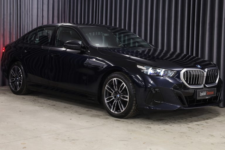 BMW i5 eDrive40 M-Sport