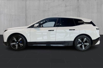 BMW iX xDrive40 Sport BMW iX xDrive40 Sport - 1