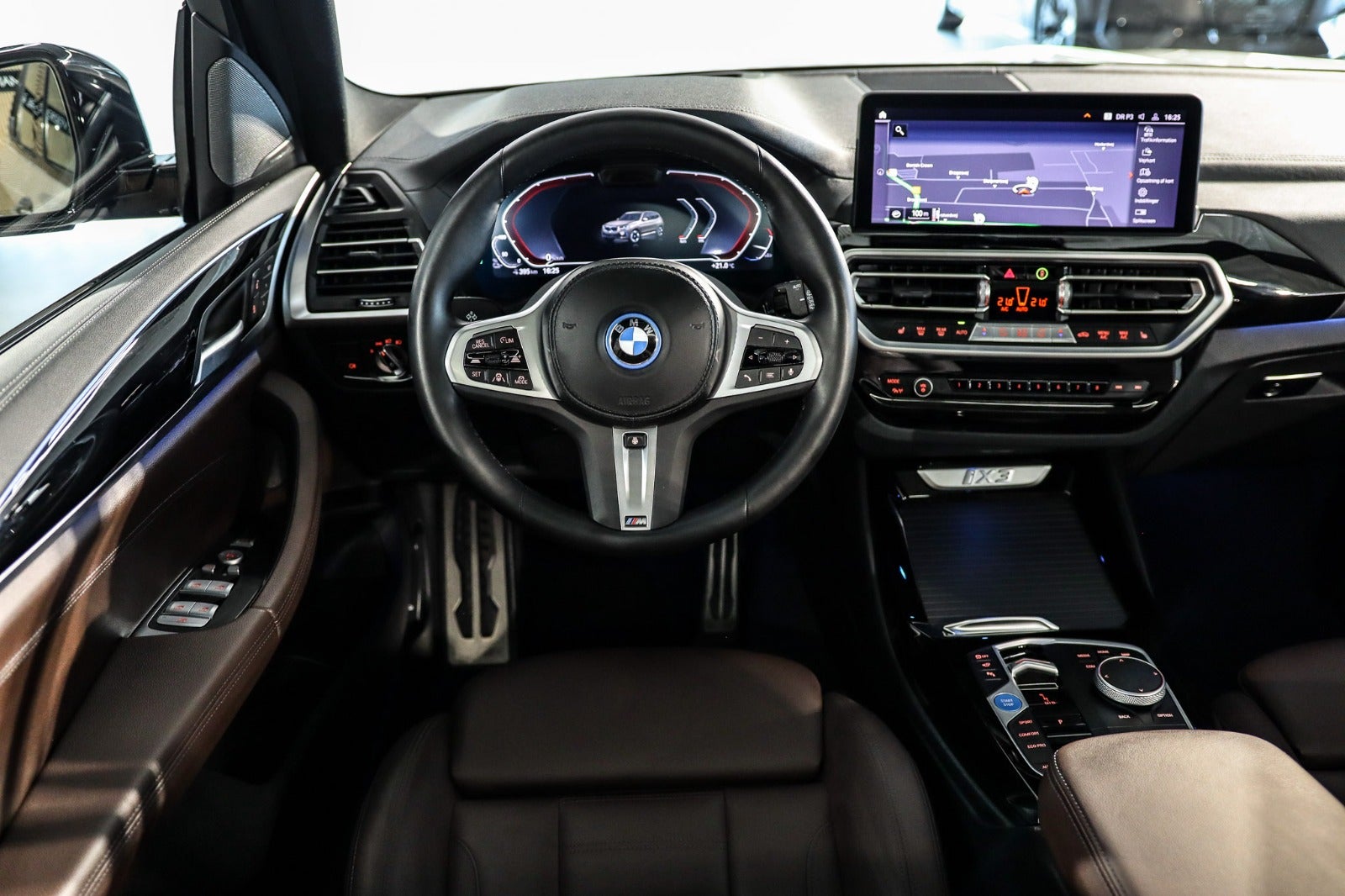 Billede af BMW iX3  Charged Plus M-Sport