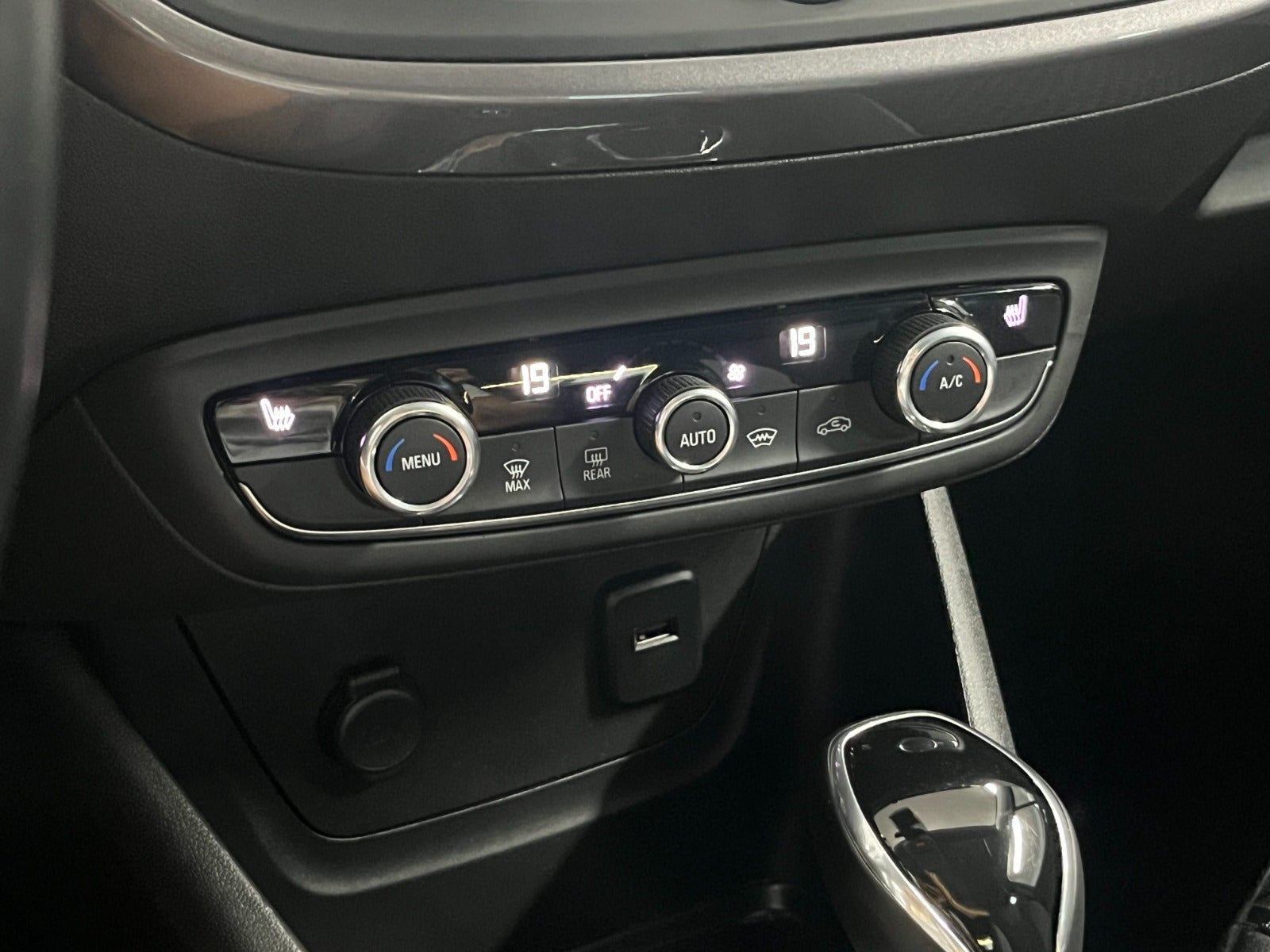 Billede af Opel Crossland X 1,2 T 110 Exclusive aut.