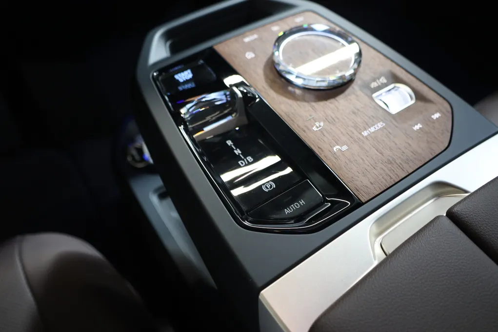 BMW iX xDrive40 Sport