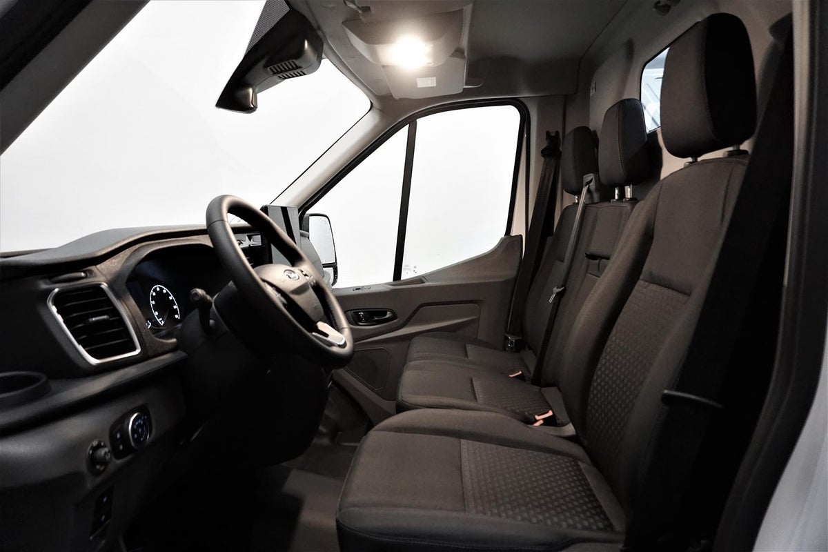 Ford E-Transit 350 L2 Van Trend H2 RWD billede 11